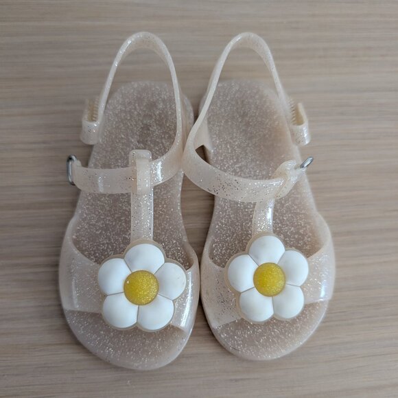 Old Navy Jelly T-Strap Sandals Toddler Girls 7, Cream, Flower Power - Picture 1 of 2
